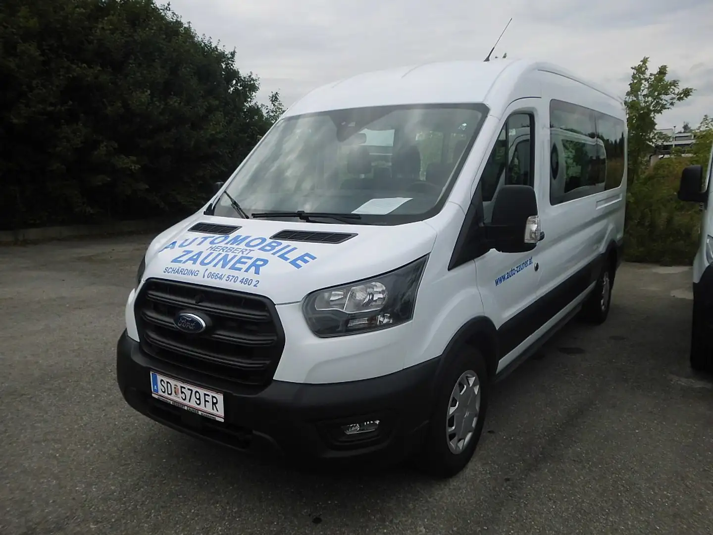 Ford Transit Variobus 2,0 EcoBlue L3H2 350 Trend Weiß - 1