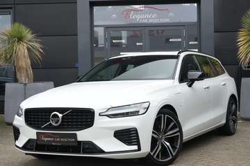 2.0 T6 Recharge AWD R-Design 340pk Panoramadak/360