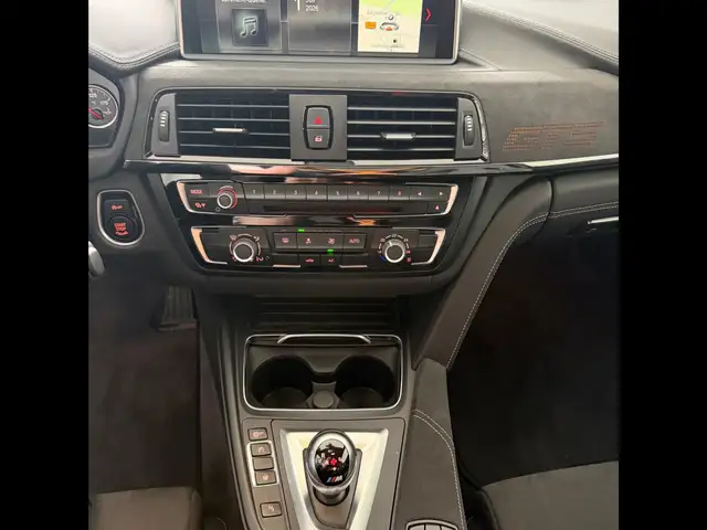 BMW M4 view 15