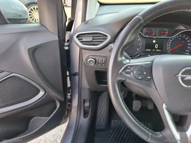 Opel Crossland X view 11