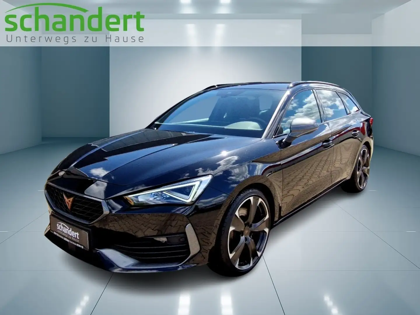 CUPRA Leon Sportstourer 2.0 TSI VZ 4Drive DSG LED Navi Zwart - 1
