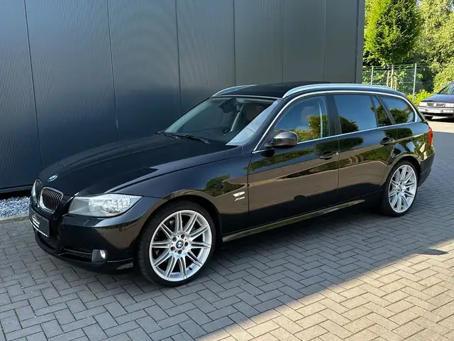 BMW 330 Baureihe 3 Touring 330d xDrive