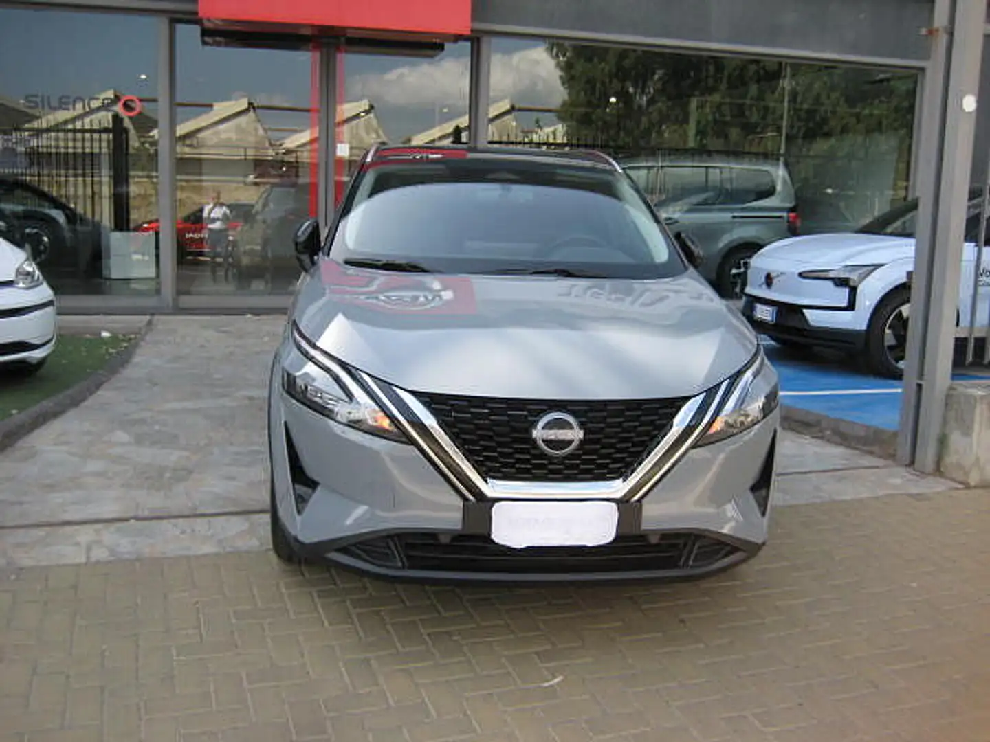 Nissan Qashqai 3ª serie MHEV 140 CV N-Connecta Grigio - 1