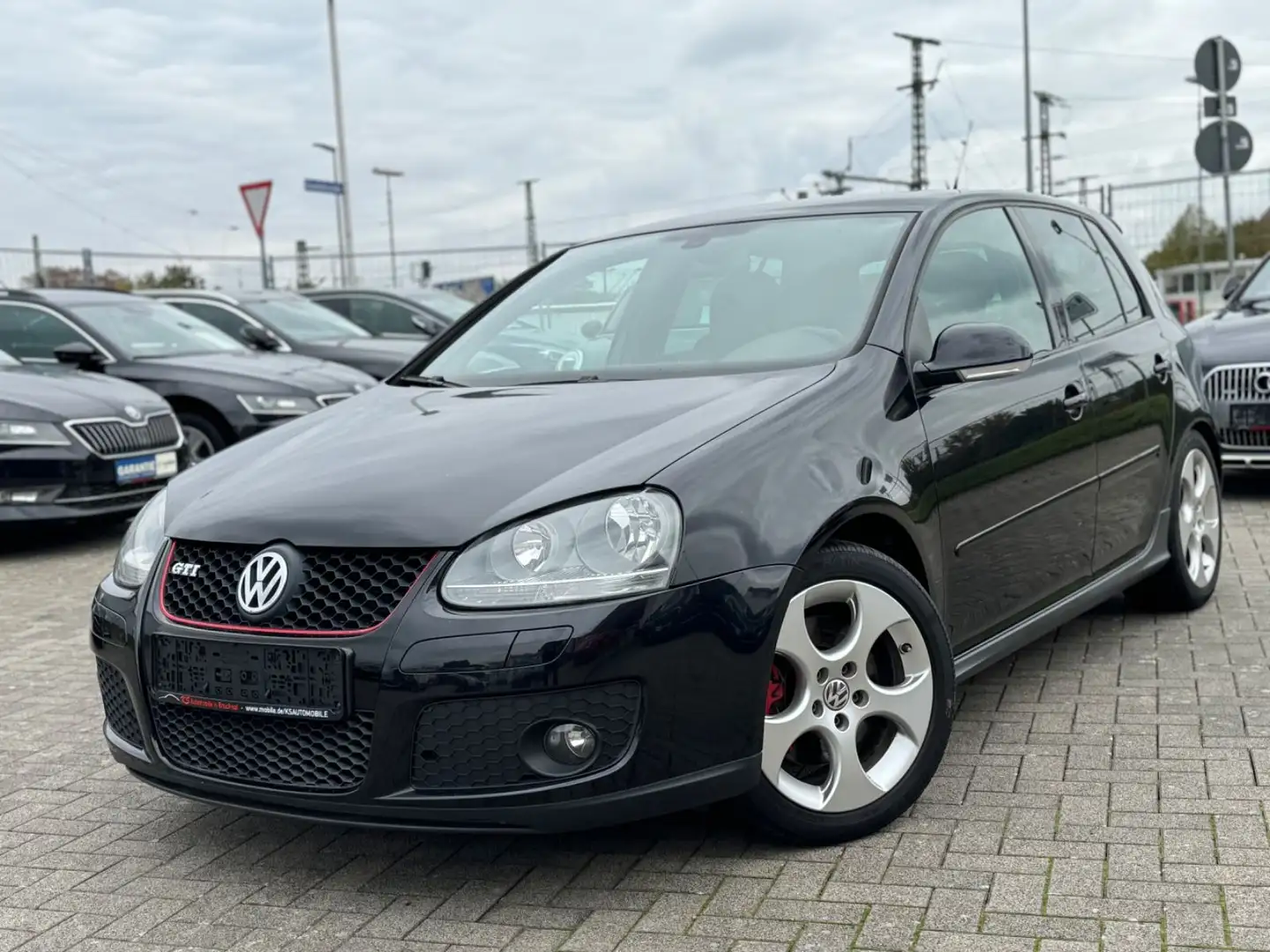 Volkswagen Golf V 2.0 GTI Schalter *Klimaaut*Shzg*Original* Noir - 1