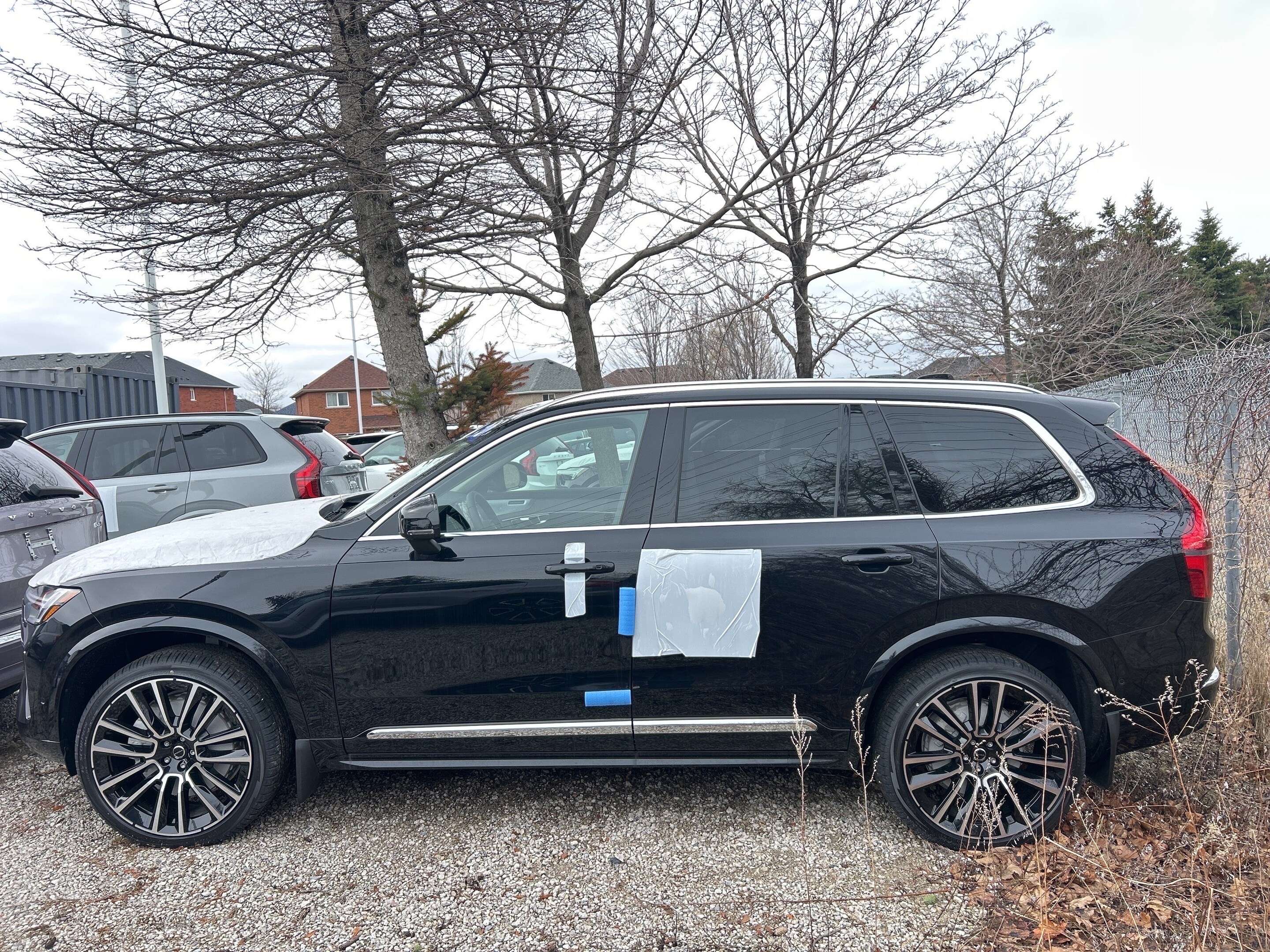 2026 Volvo XC90 B6 AWD Ultra Bright Theme 6-Seater alt 2