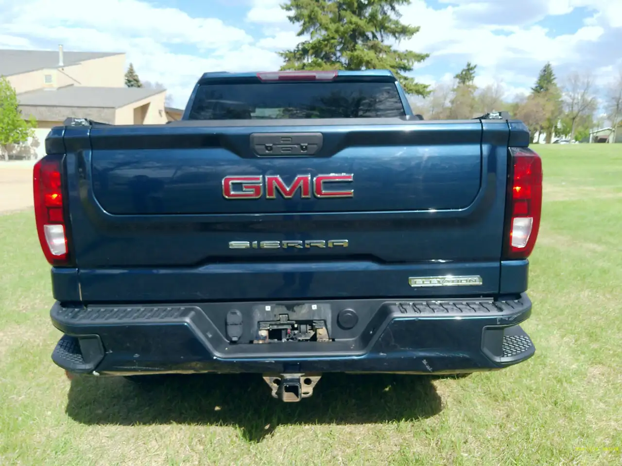 GMC Sierra 1500 снимка GMC Sierra 1500