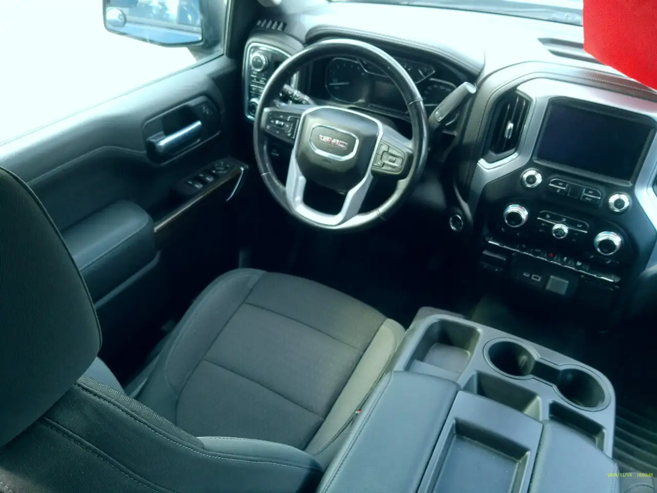 GMC Sierra 1500 снимка GMC Sierra 1500