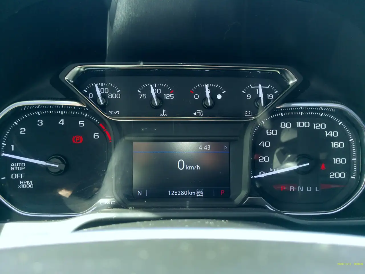 GMC Sierra 1500 снимка GMC Sierra 1500