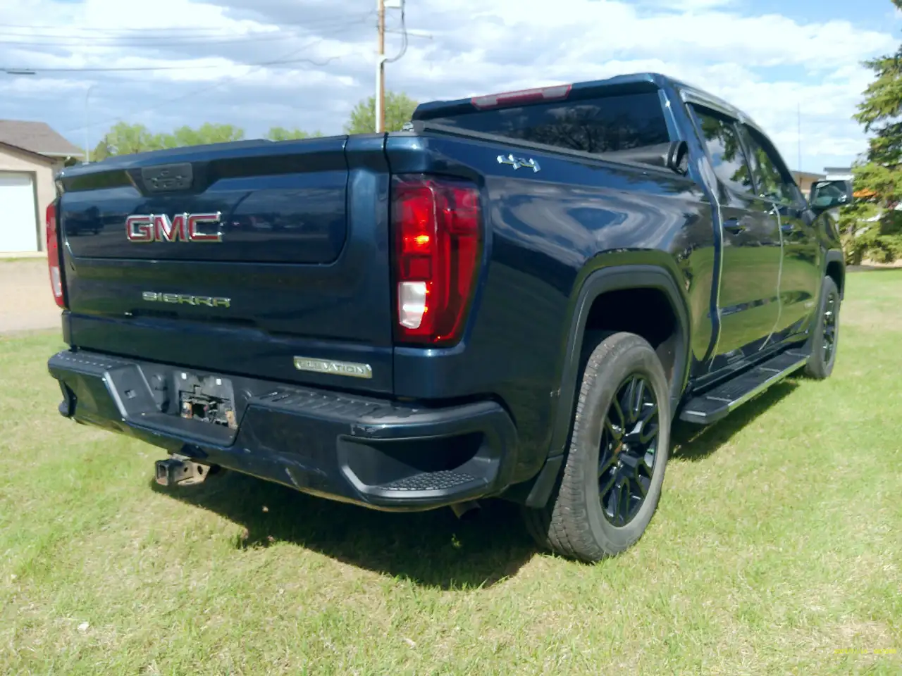 GMC Sierra 1500 снимка GMC Sierra 1500
