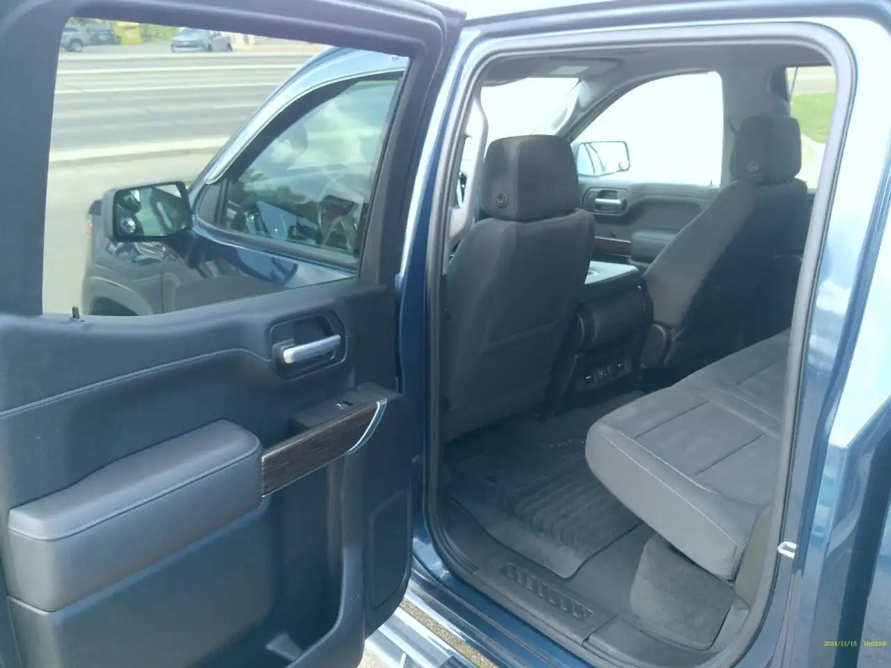 GMC Sierra 1500 снимка GMC Sierra 1500