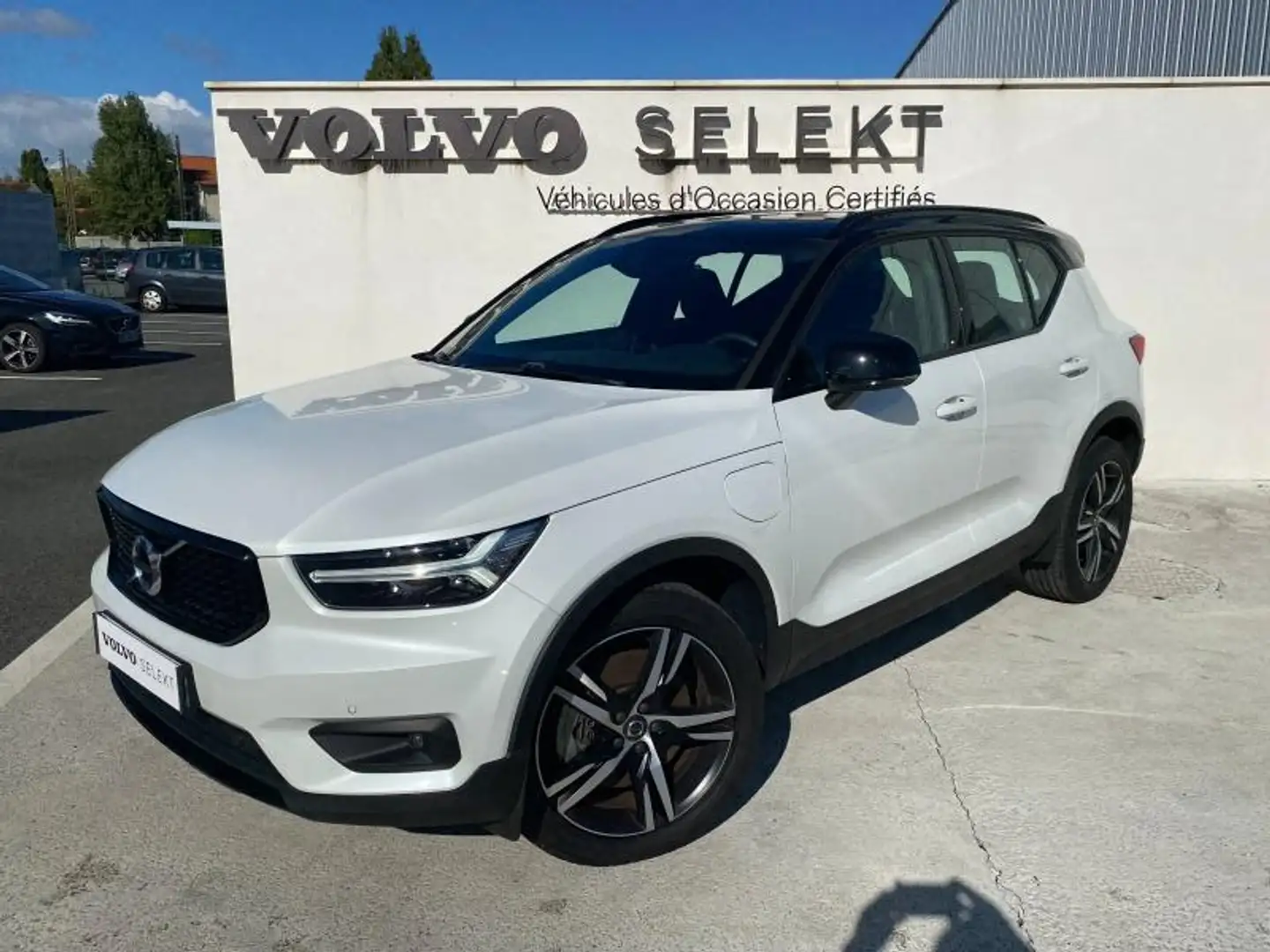 Volvo XC40 T5 Recharge 180 + 82ch R-Design DCT 7 Blanc - 1