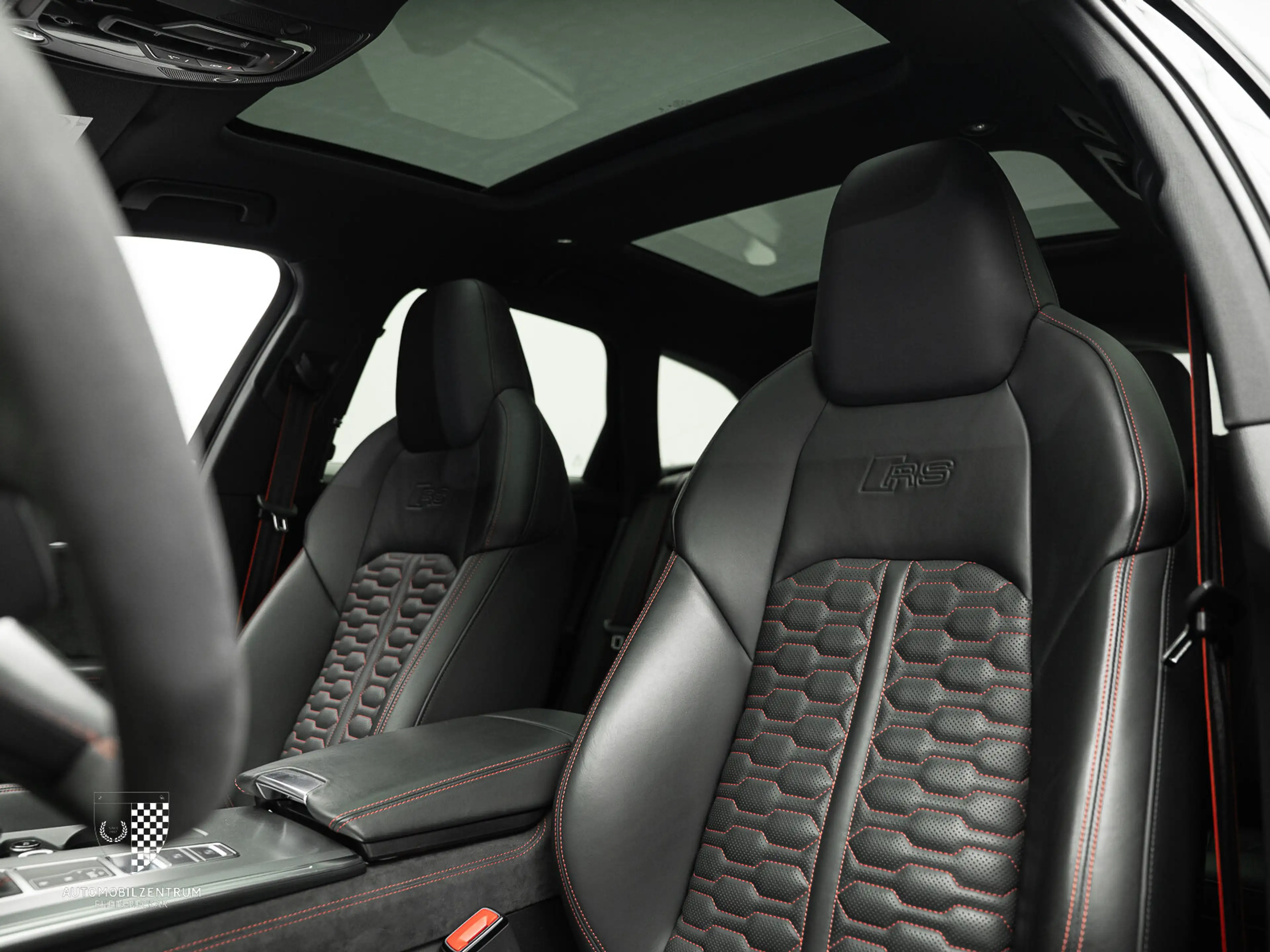 Audi RS6 RS 6 Avant Dynamik/Design/Assistenz/B&O/Pano — photo 10