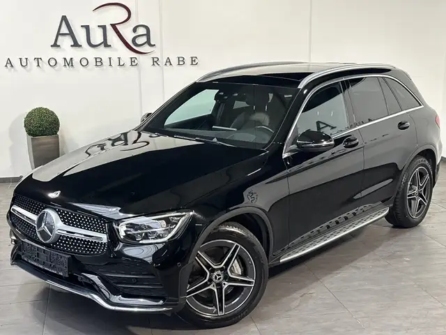 Mercedes-Benz GLC 300 4Matic AMG-Line NAV+LED+PANO+KAMERA+HUD