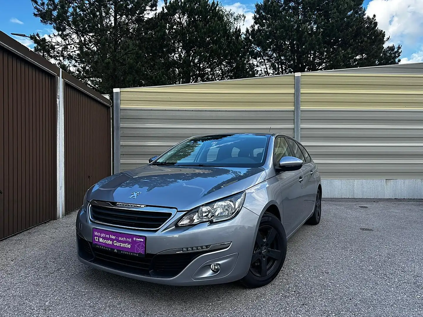Peugeot 308 SW 1,6 BlueHDI 120 Active EAT6 S&S Grau - 1