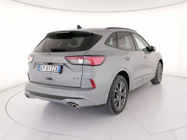 Ford Kuga view 2