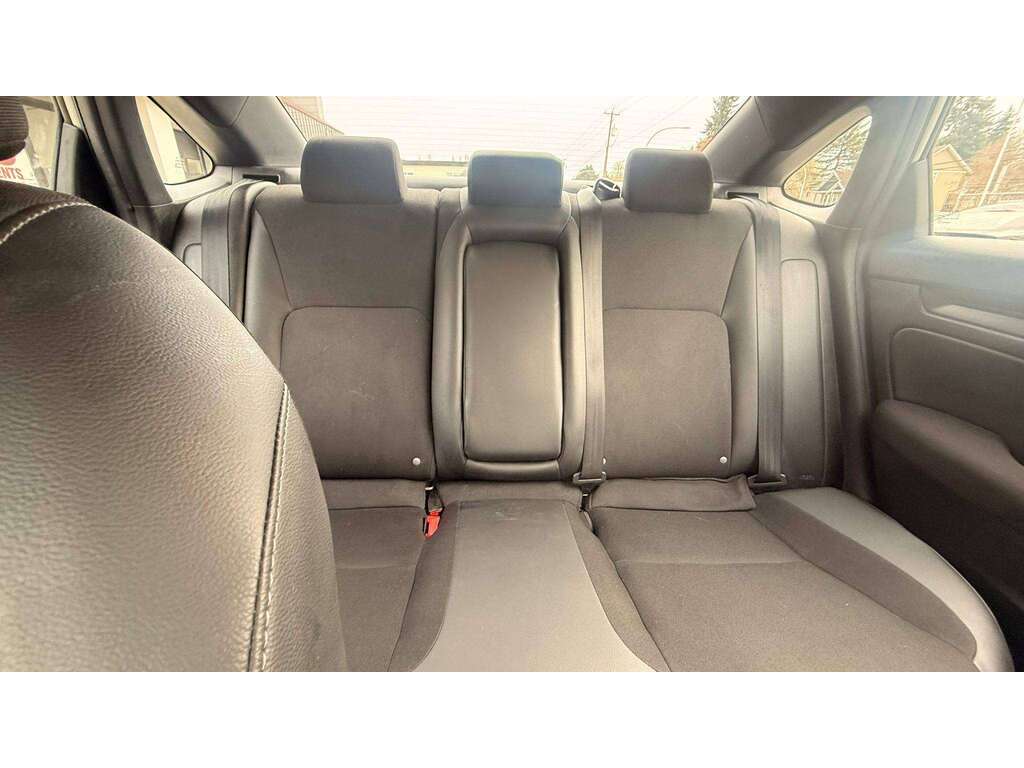 2025 Honda Civic — view 15