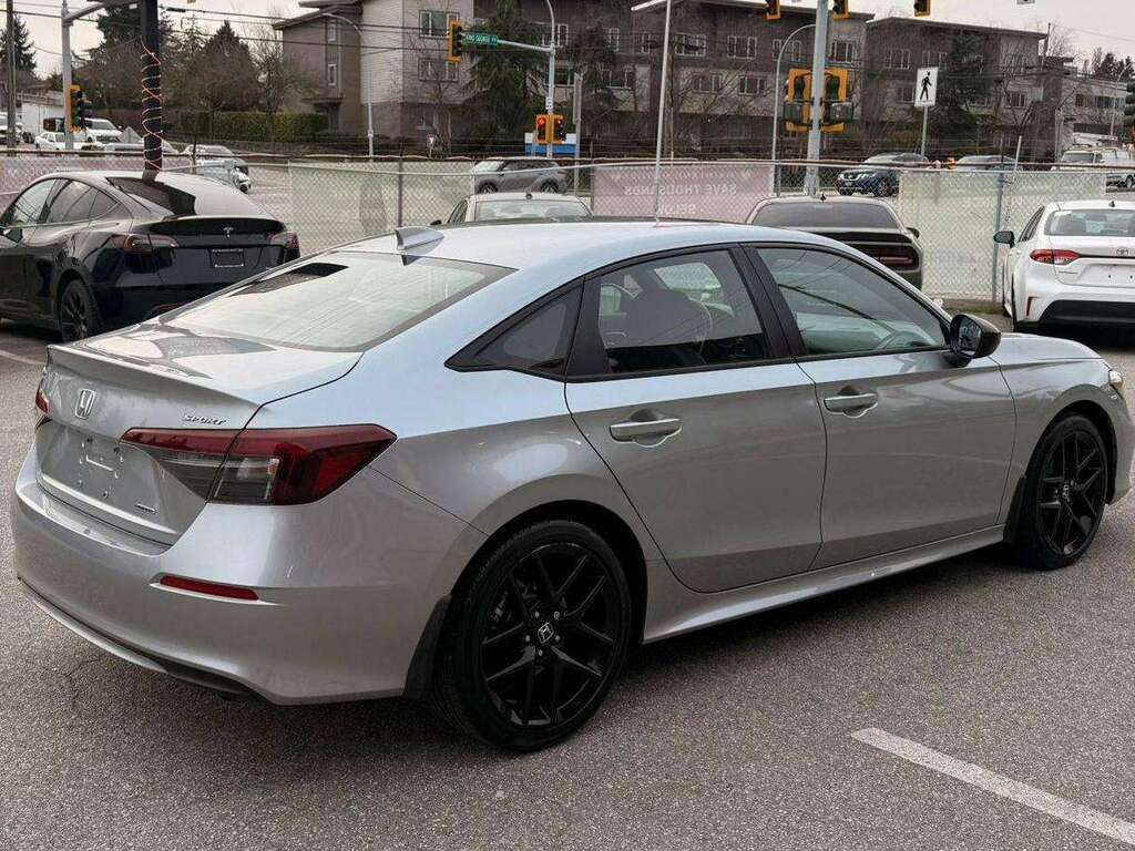 2025 Honda Civic — view 5