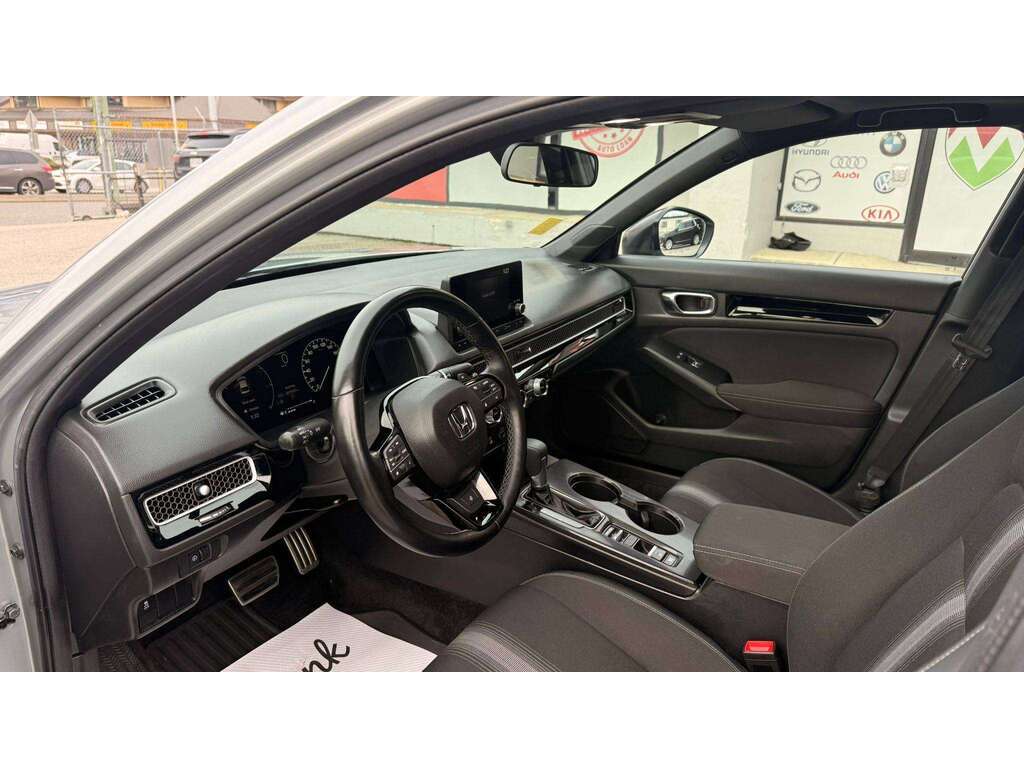 2025 Honda Civic — view 9