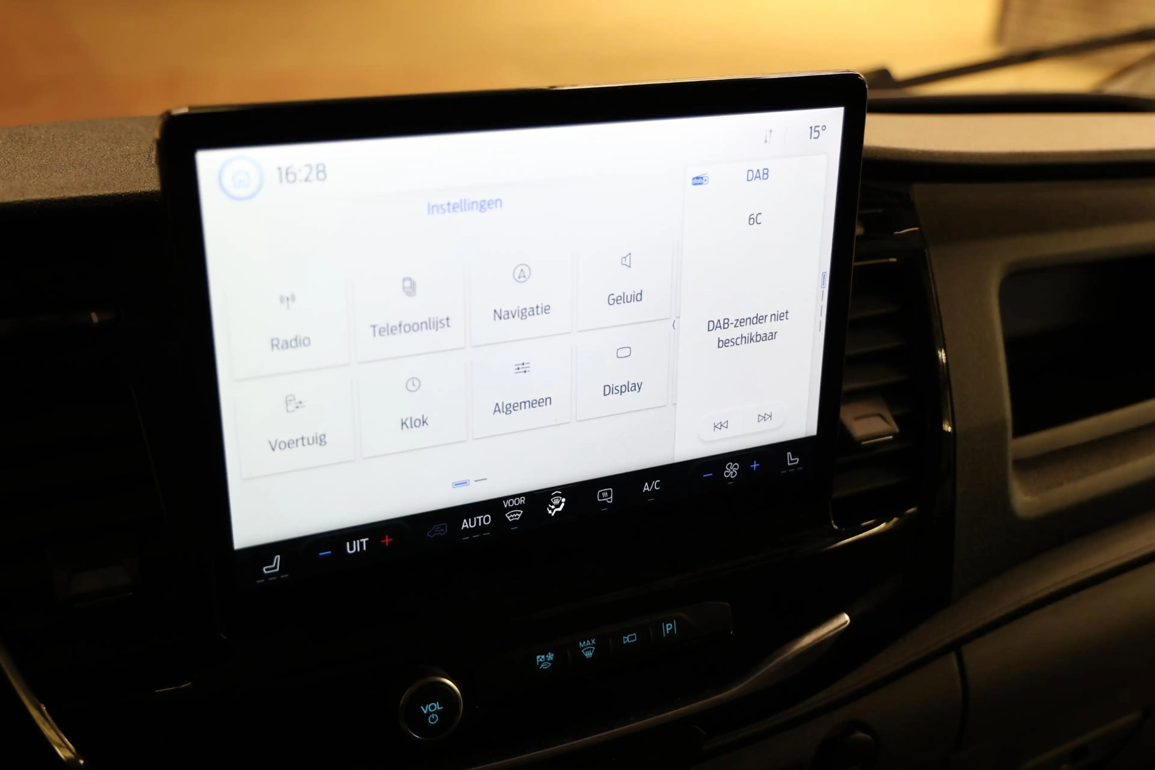 Ford E-Transit 350 L4H3 Trend 68 kWh — photo 10