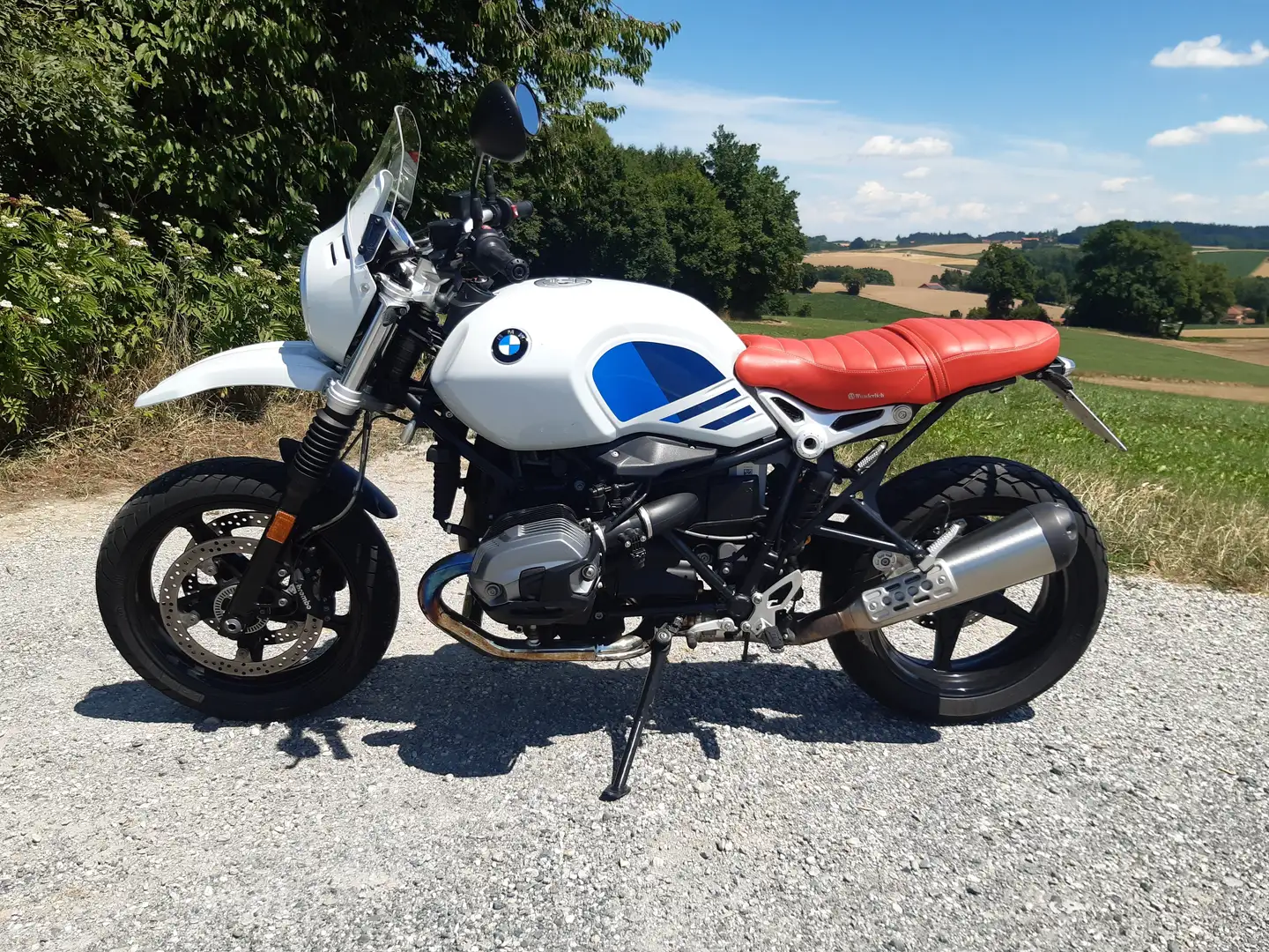 BMW R 12 nineT Urban GS Alb - 1