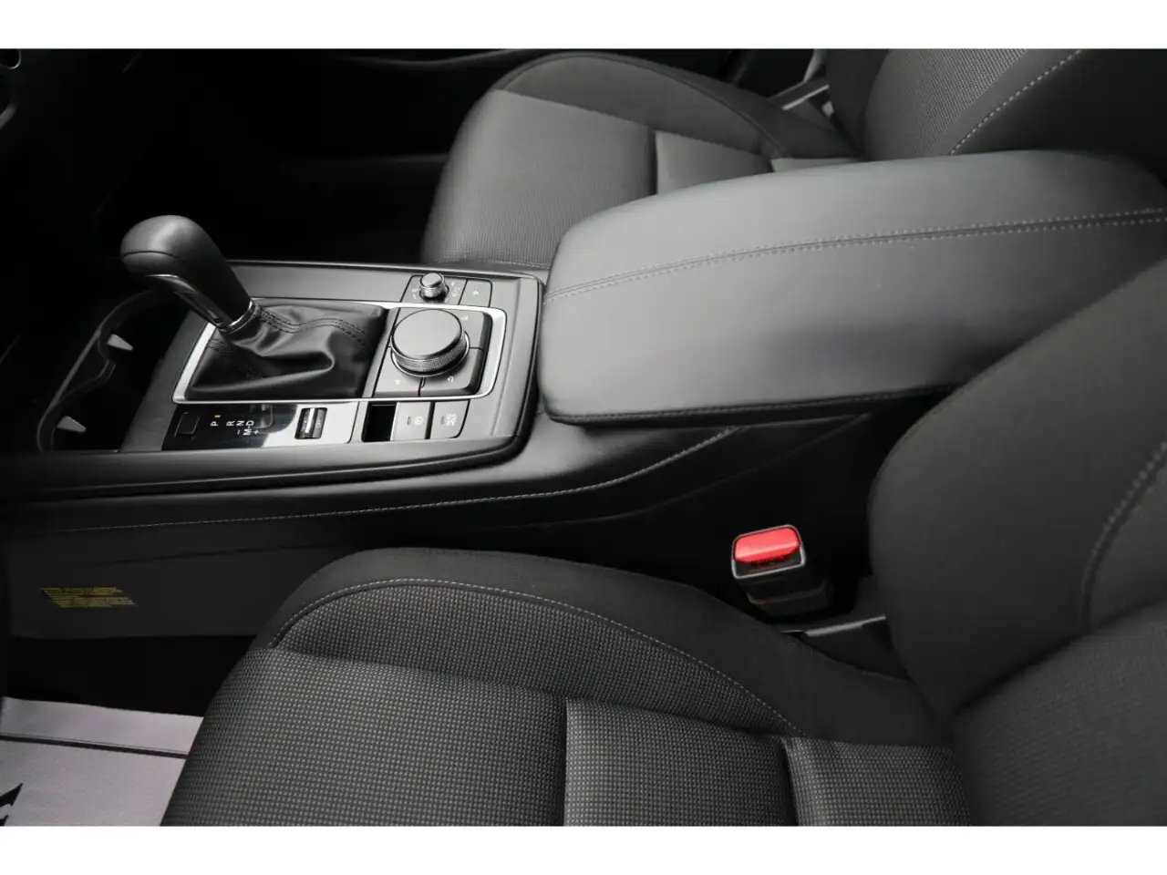 Mazda CX-30 fotografie Mazda CX-30