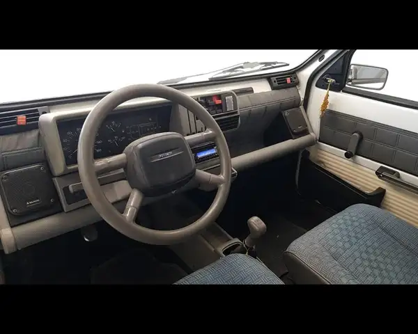 Fiat Panda view 3