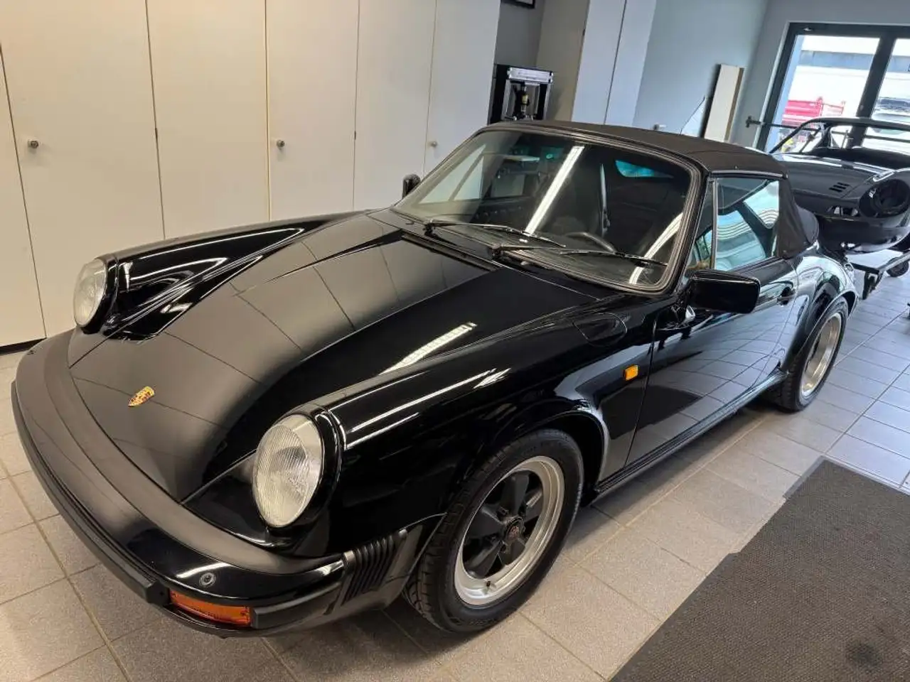 Porsche 911 Carrera Cabriolet Deutsch Motor überholt, foto 1
