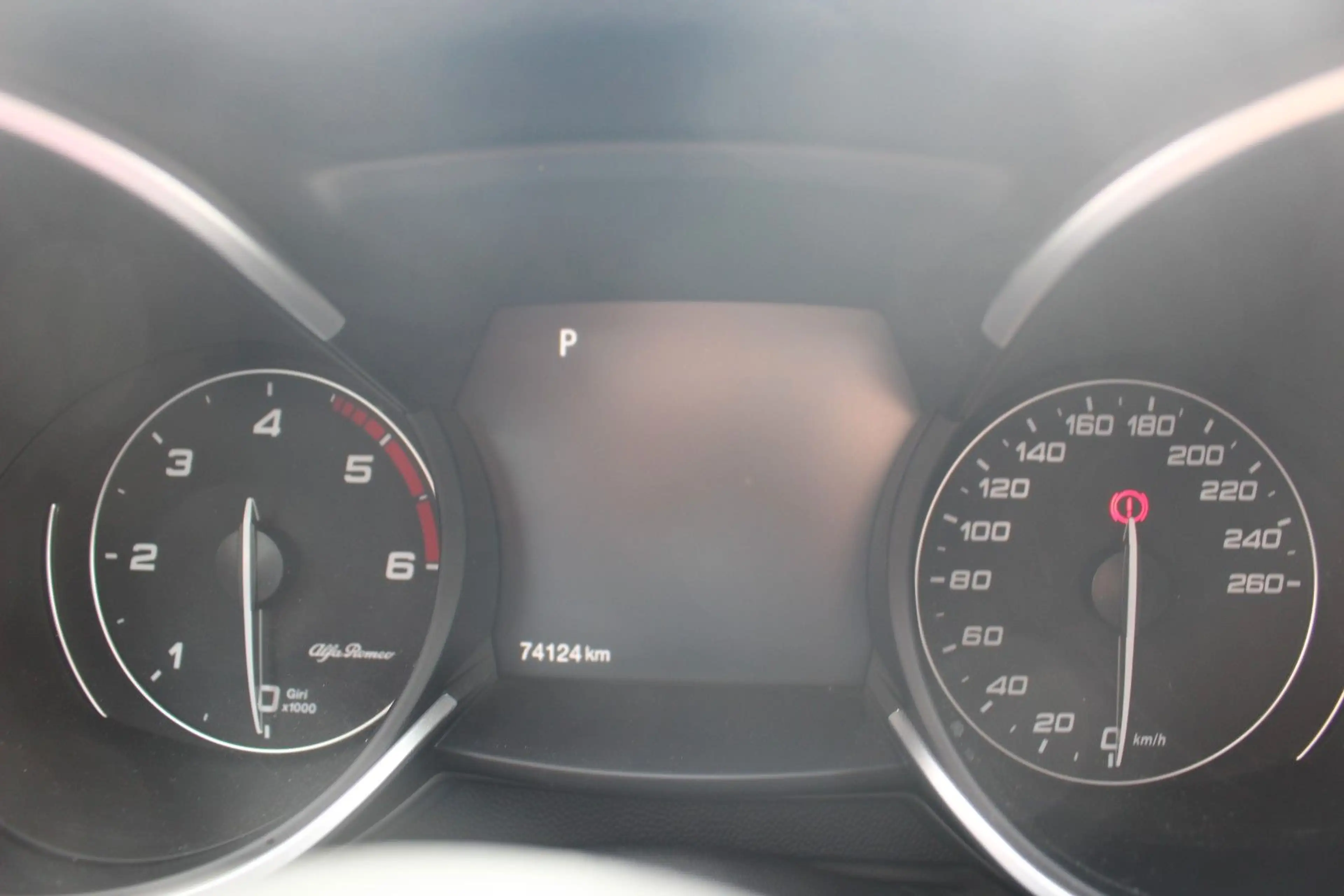 Alfa Romeo Stelvio Veloce Q4 Panorama-Dach — photo 13