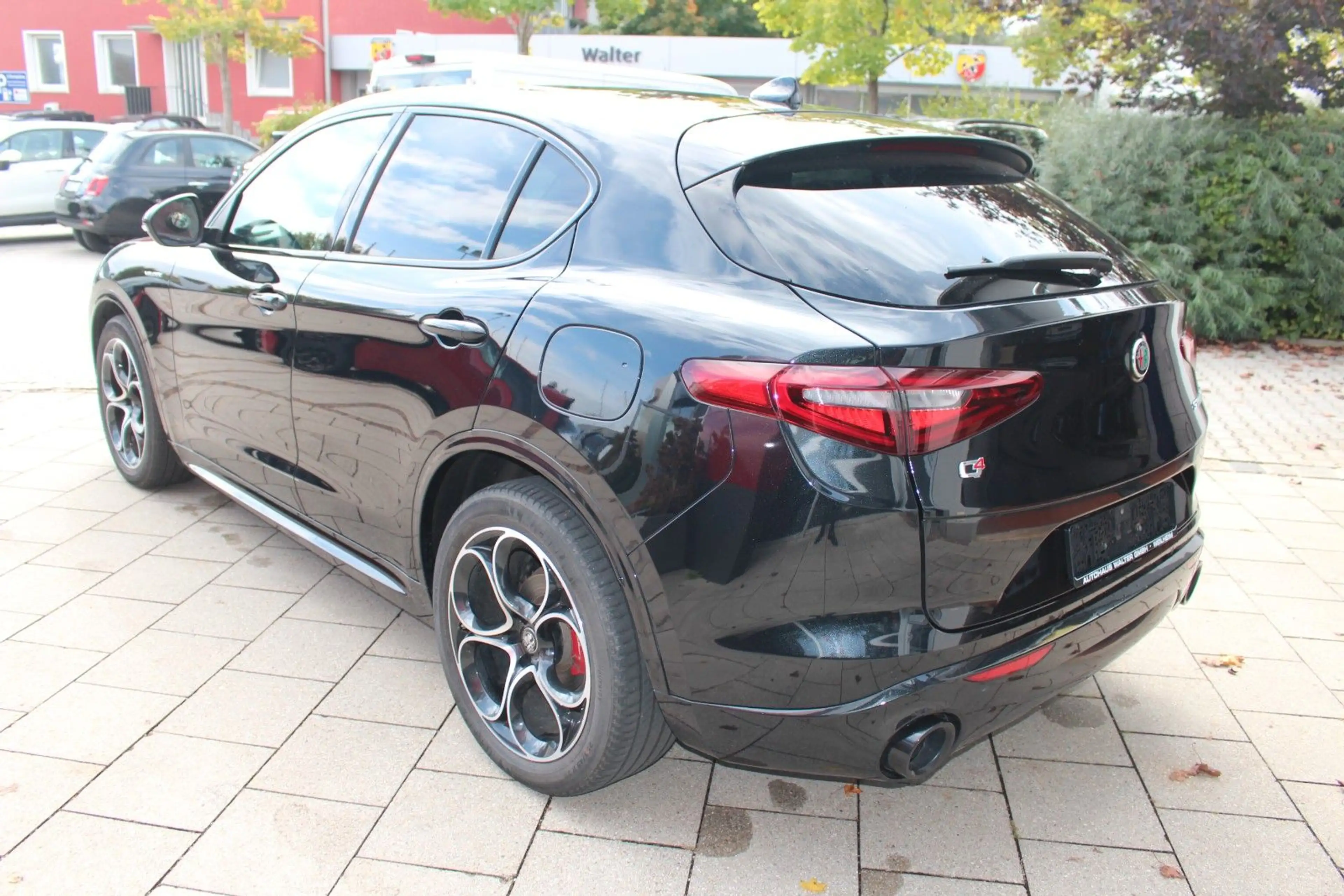 Alfa Romeo Stelvio Veloce Q4 Panorama-Dach — photo 7