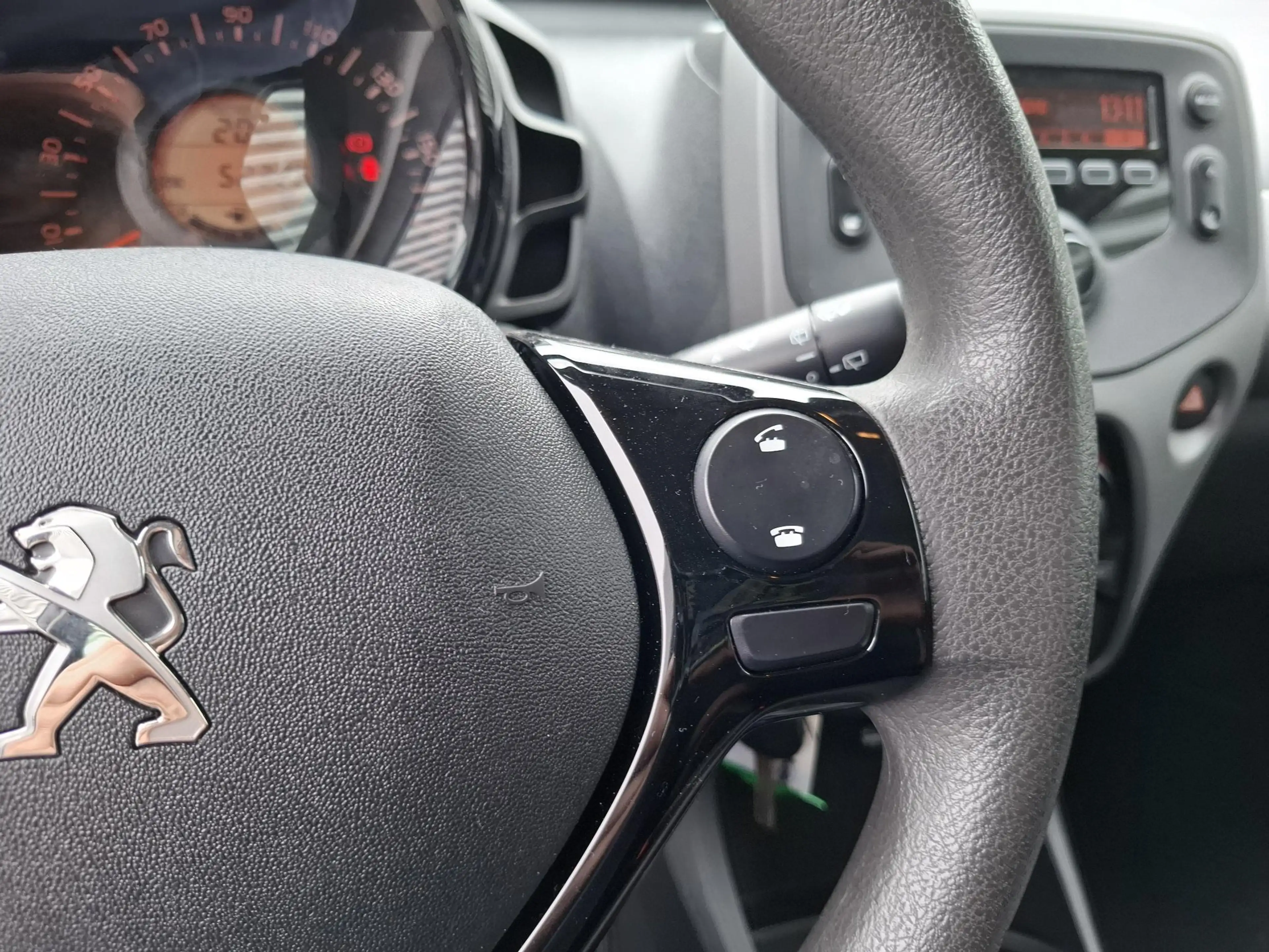 Peugeot 108 1.0 e-VTi 72 Active 5-drs Airco/Bluetooth — photo 15
