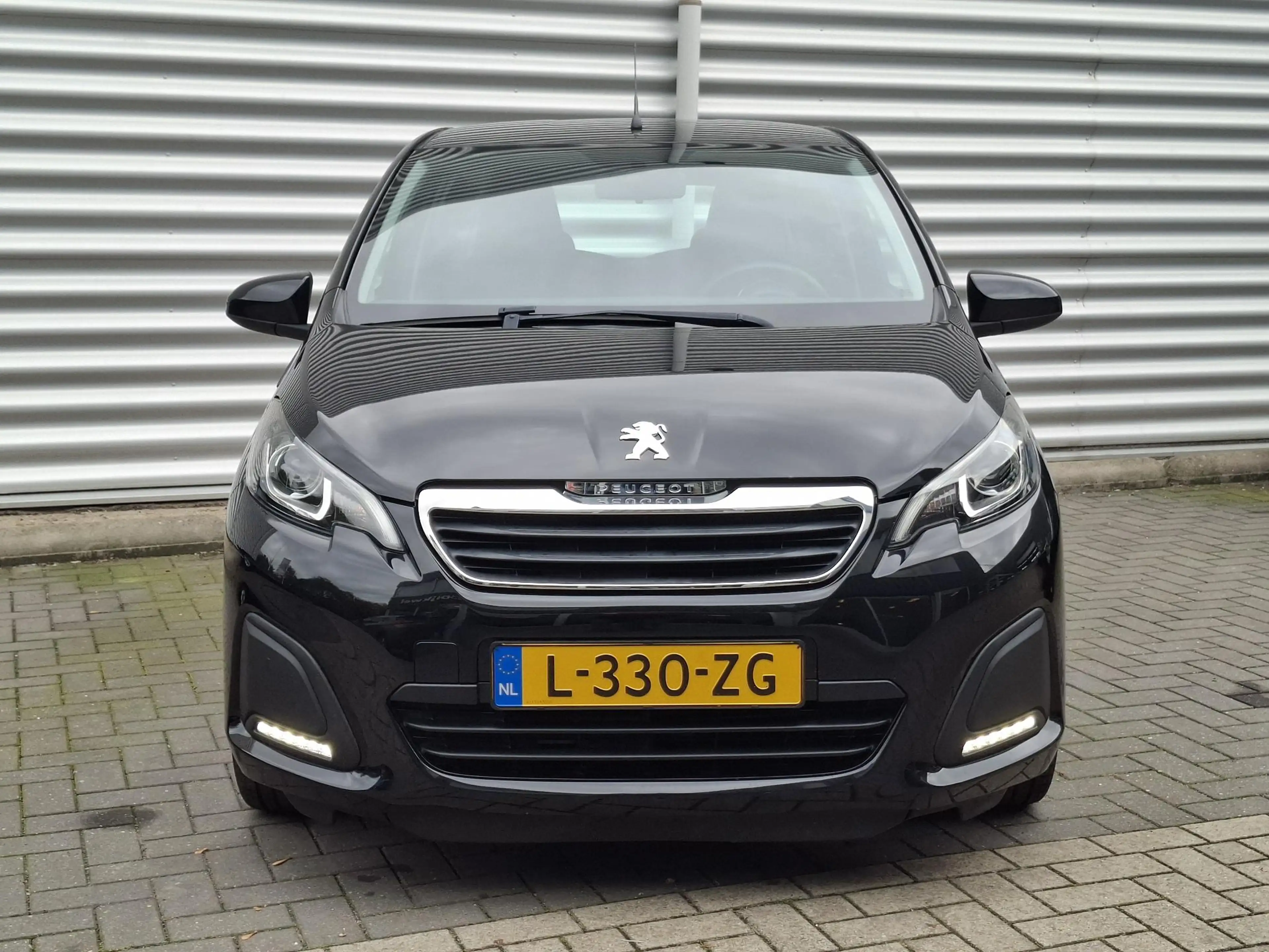 Peugeot 108 1.0 e-VTi 72 Active 5-drs Airco/Bluetooth — photo 5