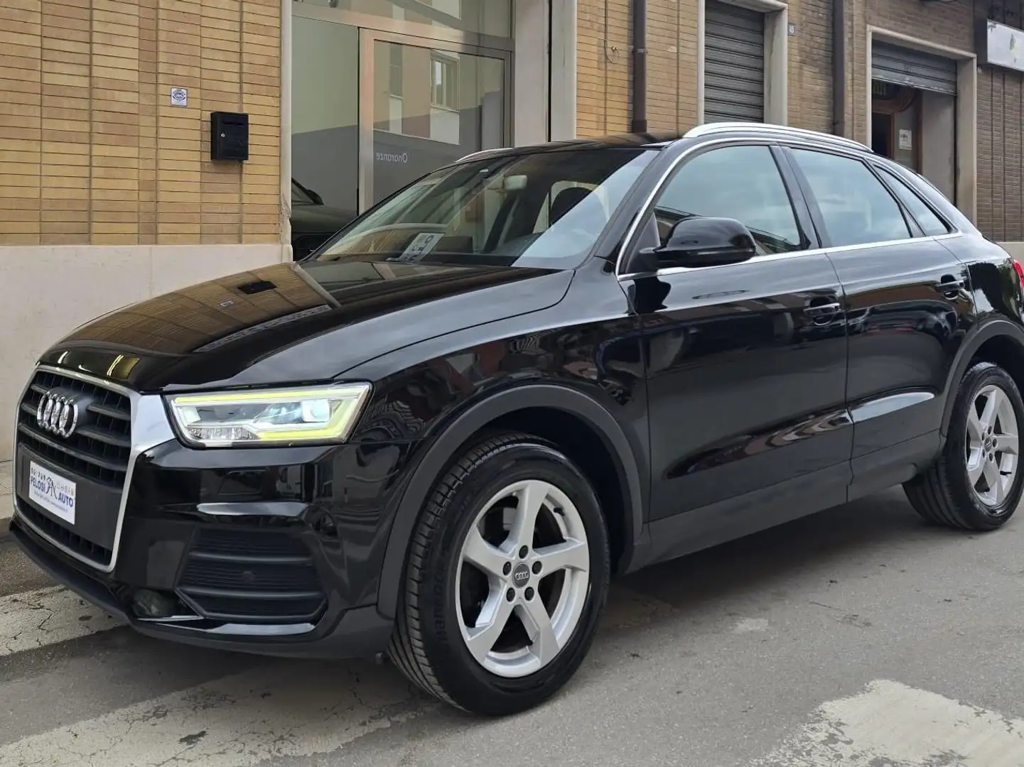 Audi Q3 2.0 TDI 150 cv Sport Nero - 1