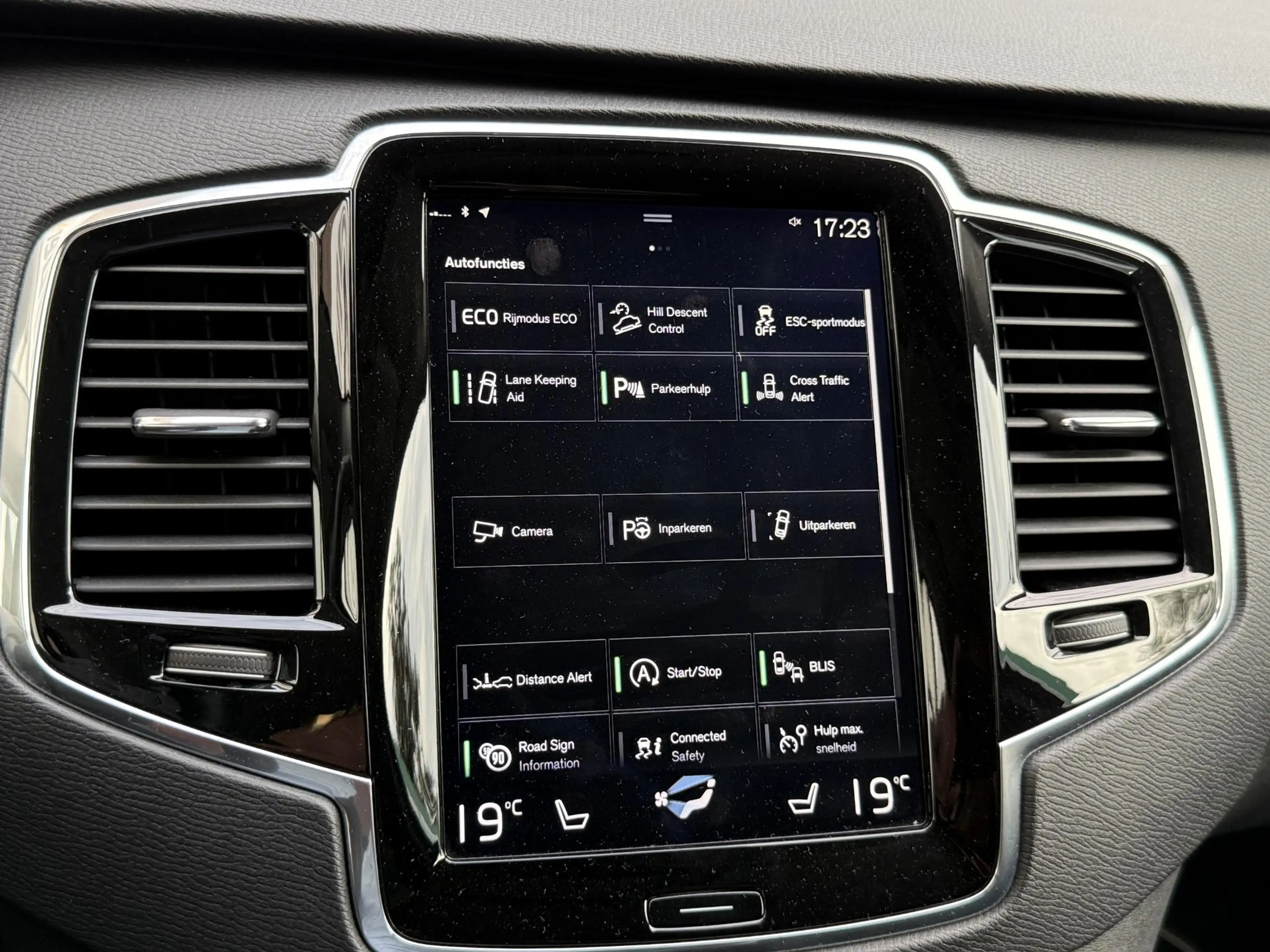 Volvo XC90 2.0 T5 AWD Momentum |360°Camera|Trekhaak|2e Eig| — photo 15