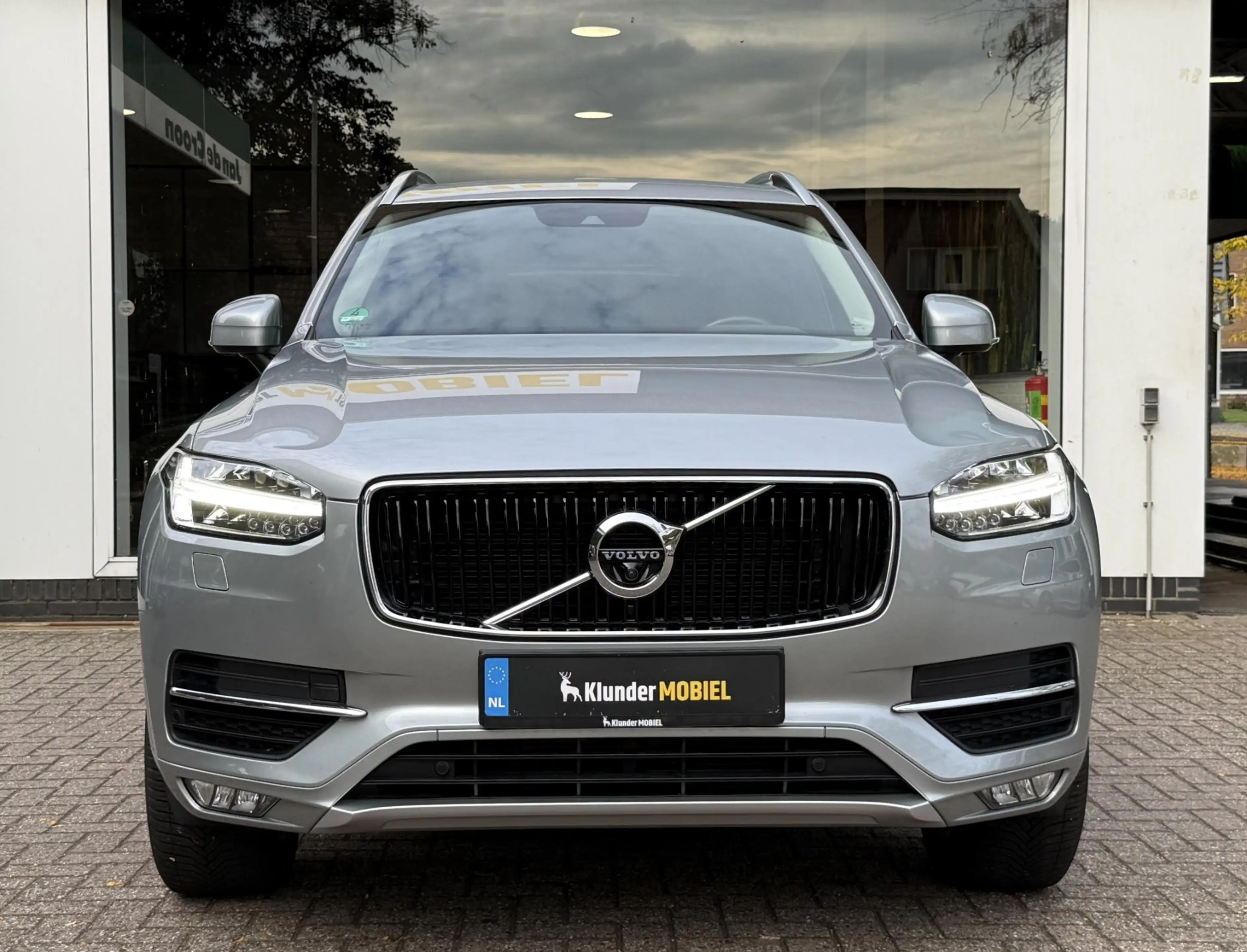 Volvo XC90 2.0 T5 AWD Momentum |360°Camera|Trekhaak|2e Eig| — photo 10