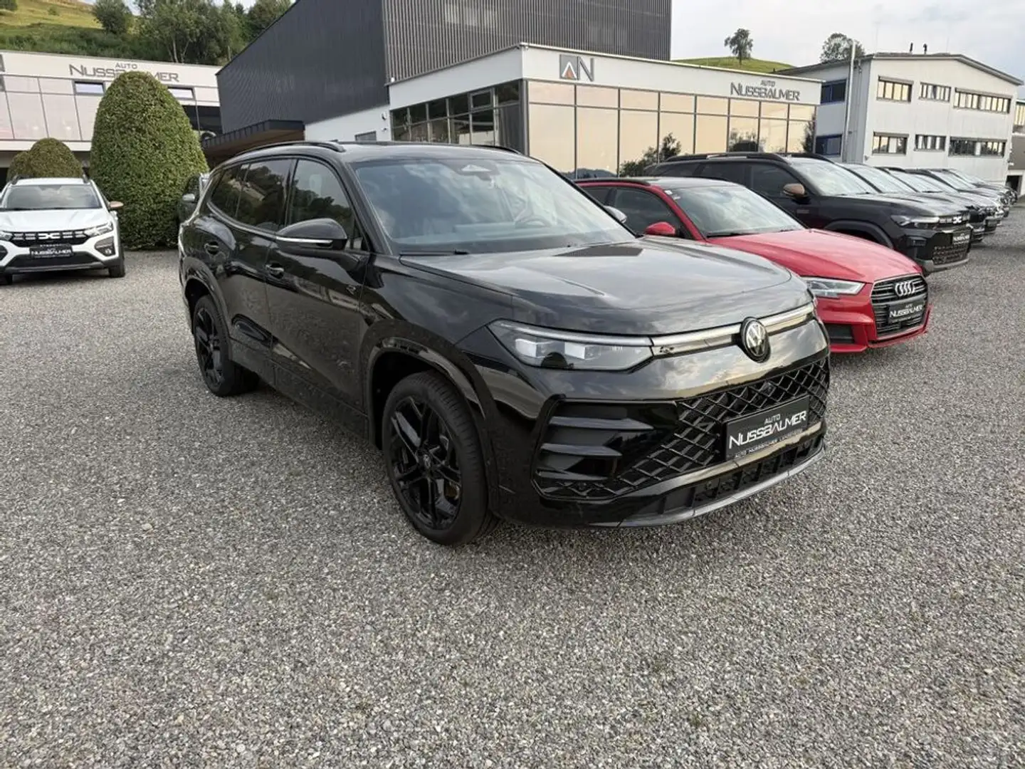 Volkswagen Tayron 2.0 TSI 150 kW 4Motion R-Line Schwarz - 1