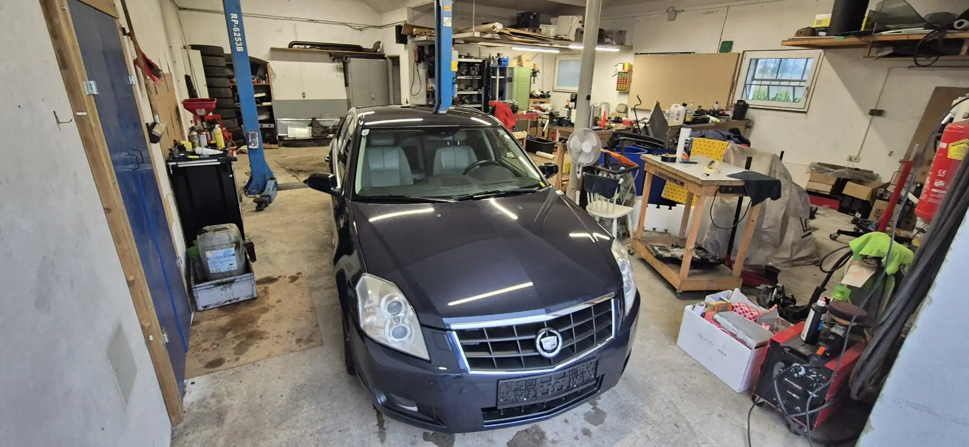 Cadillac BLS 2,0 T Sport Aut. - 1