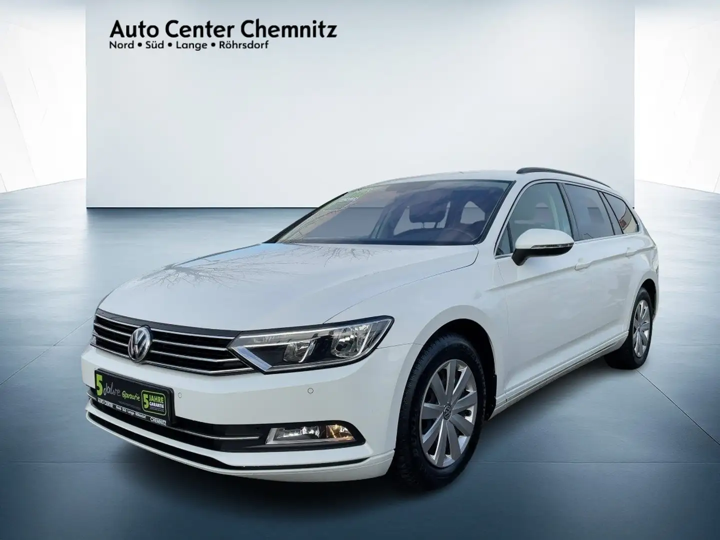 Volkswagen Passat Variant DSG Comfortline AHK/Navi/PDC Weiß - 2