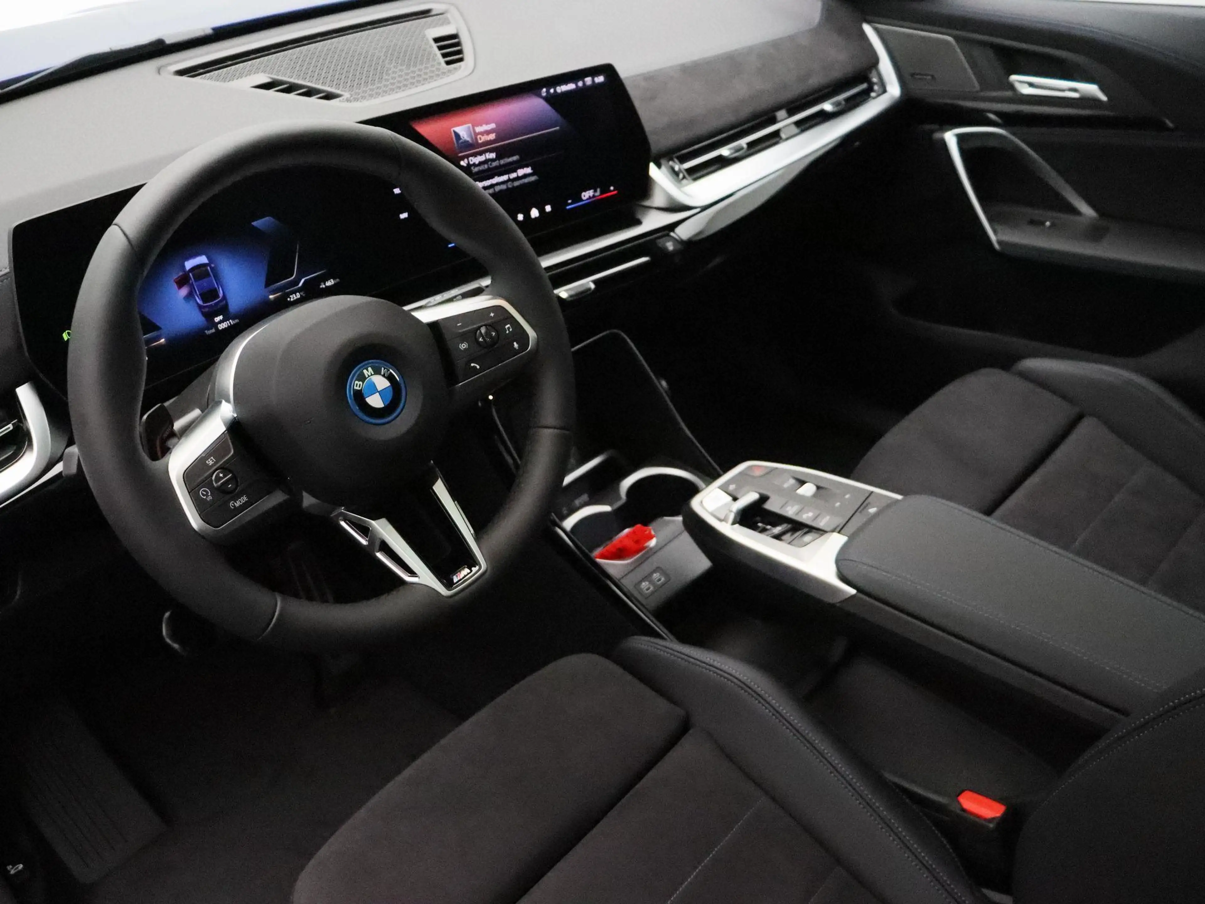 BMW iX2 eDrive20 M Sport Edition | M Sportpakket Pro | Pre — photo 8