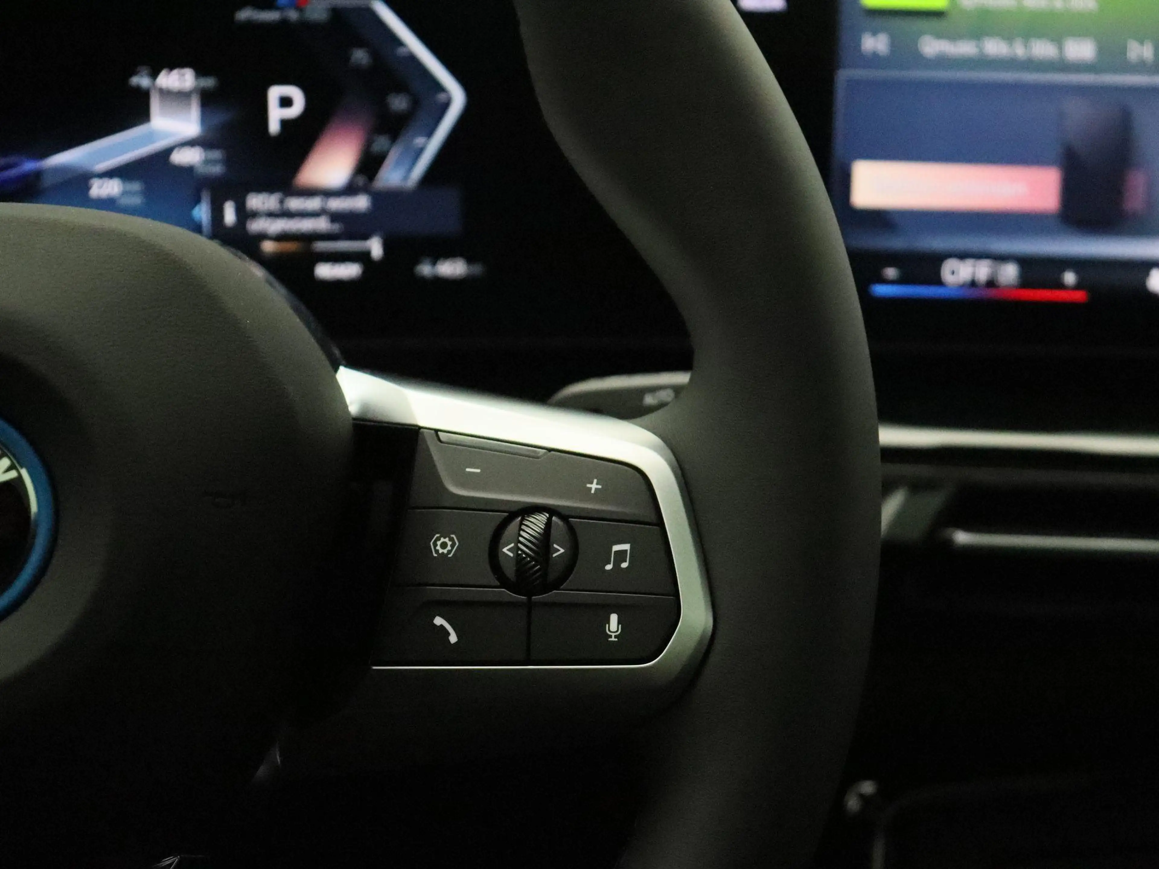 BMW iX2 eDrive20 M Sport Edition | M Sportpakket Pro | Pre — photo 13