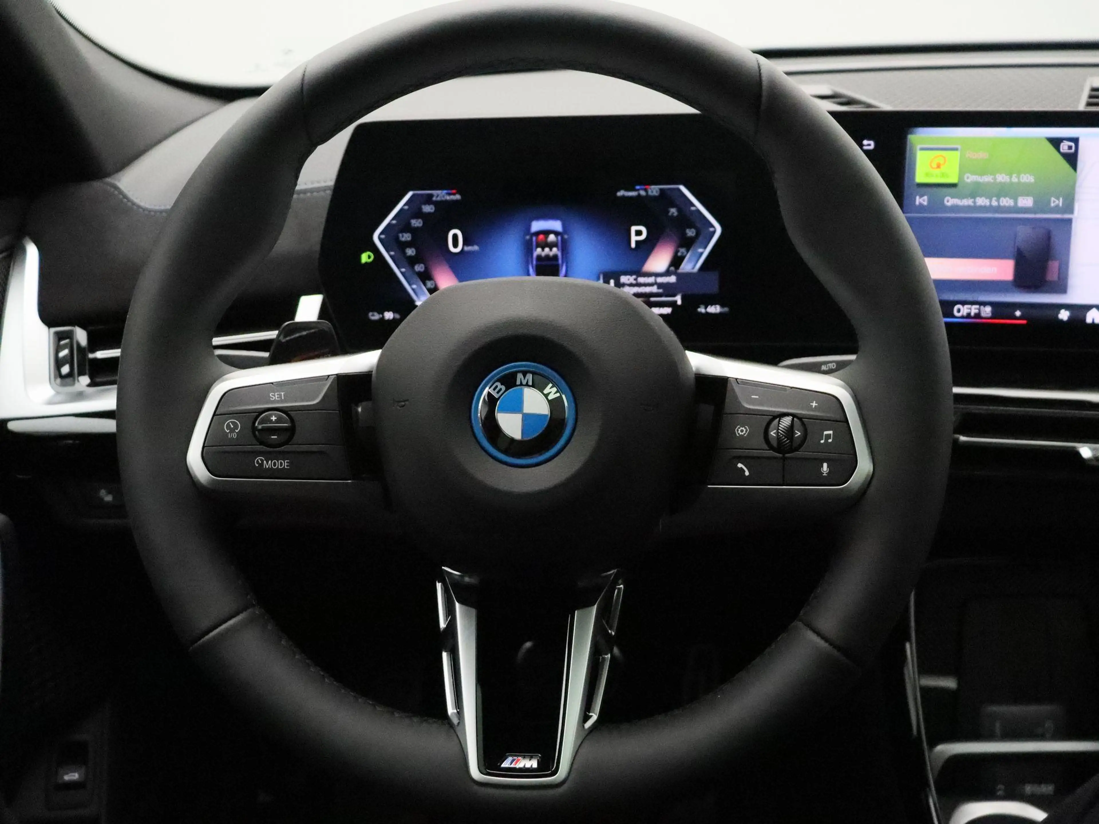BMW iX2 eDrive20 M Sport Edition | M Sportpakket Pro | Pre — photo 12