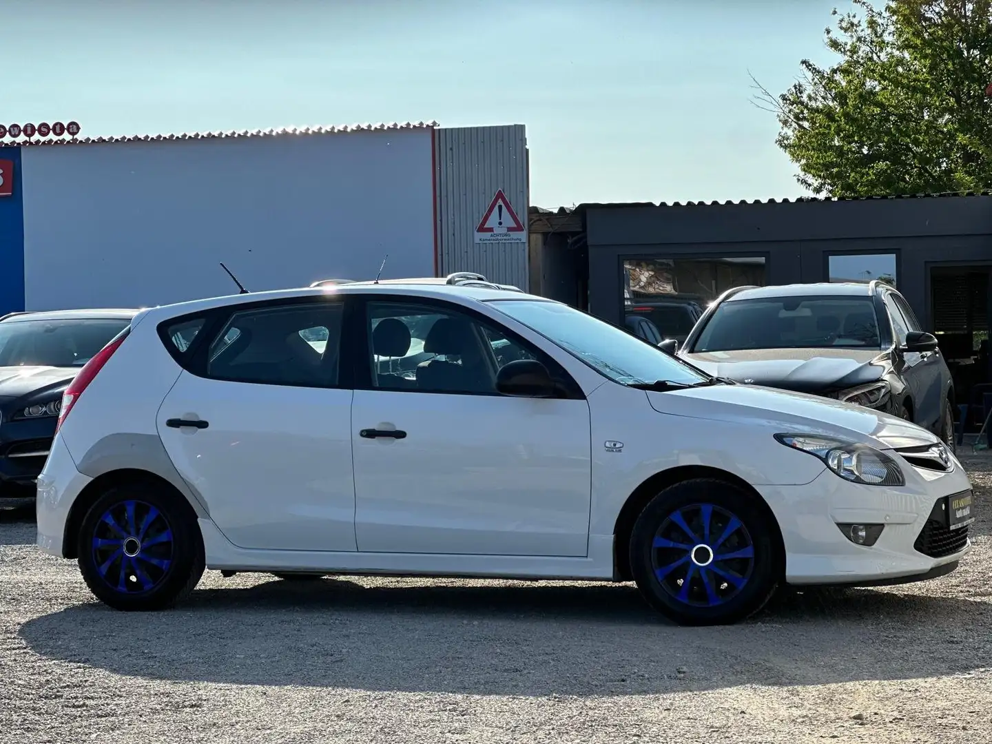 Hyundai i30 1,4 CVVT Easy **EXPORT** Silber - 1