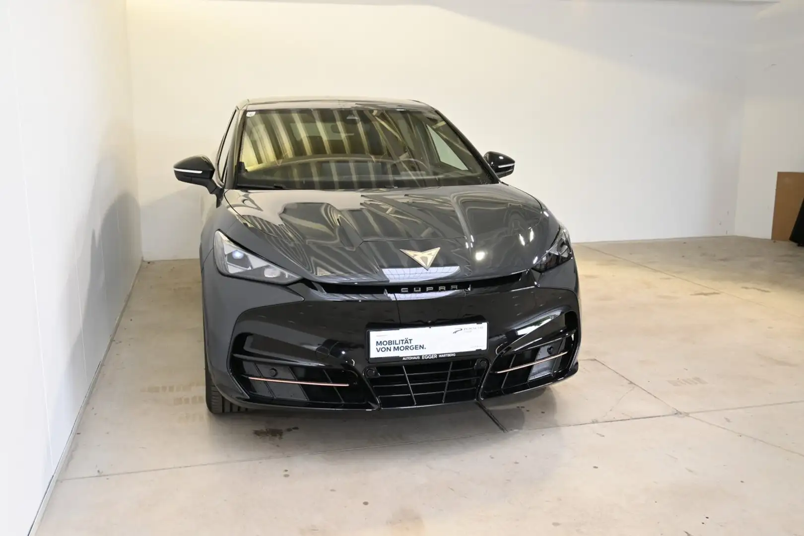 CUPRA Tavascan VZ Adrenaline 4Drive250kW/340PS Grau - 2