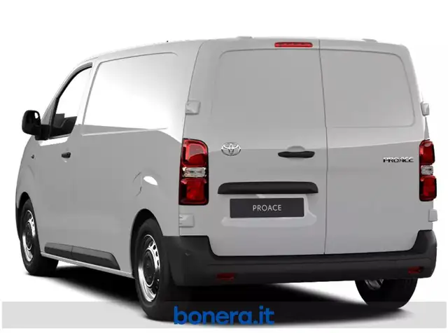 Toyota Proace view 3