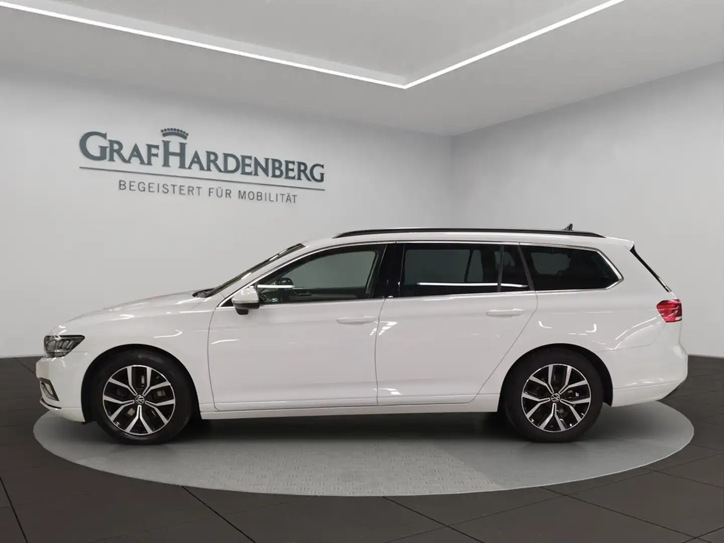 Volkswagen Passat Variant 2.0 TDI DSG Business AHK Navi ACC Weiß - 2