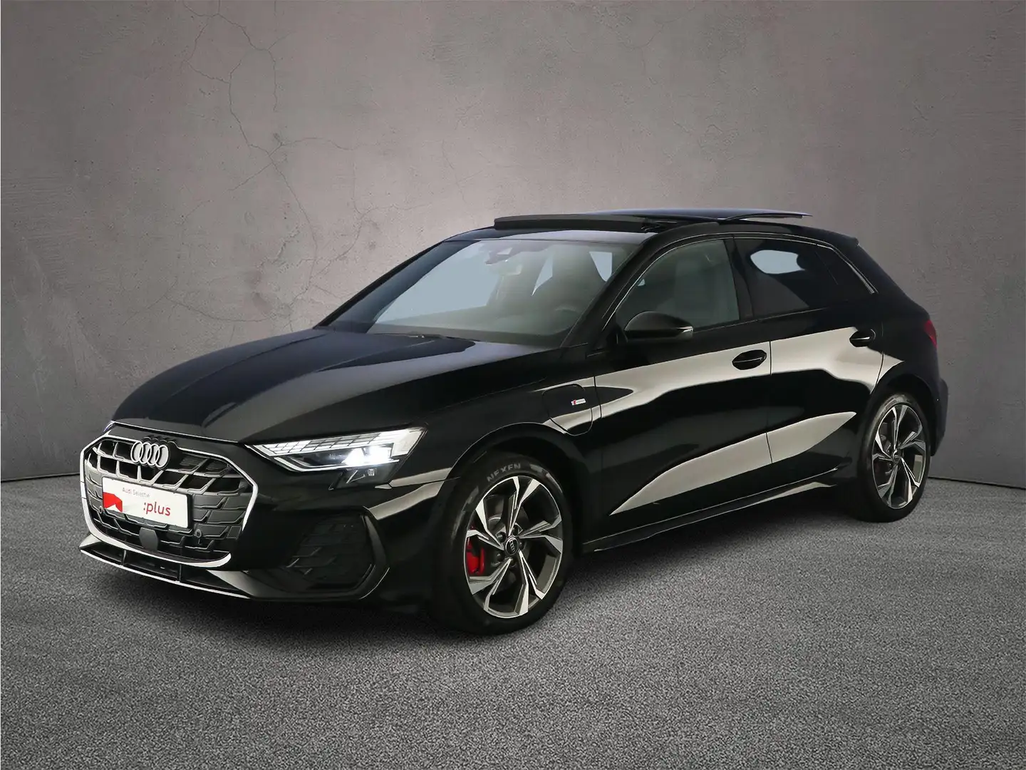 Audi A3 Sportback 45 TFSI e S edition Competition | Pano | Zwart - 2