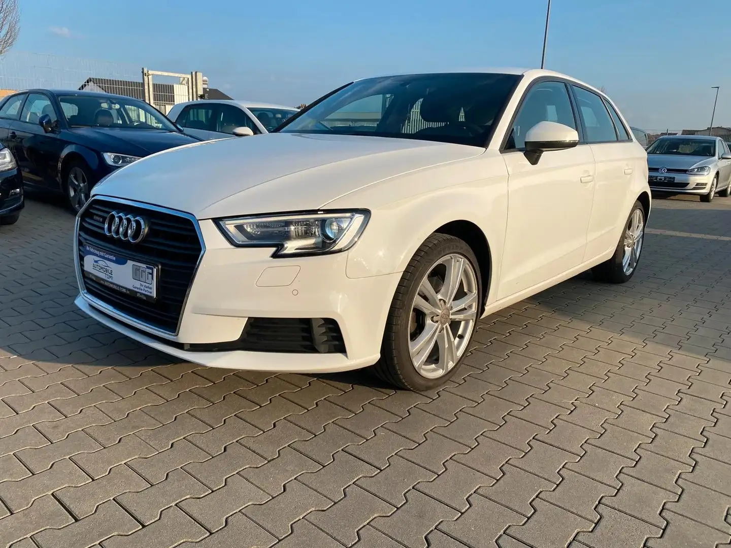 Audi A3 Sportback quattro |BI-XENON|NAVI Weiß - 1