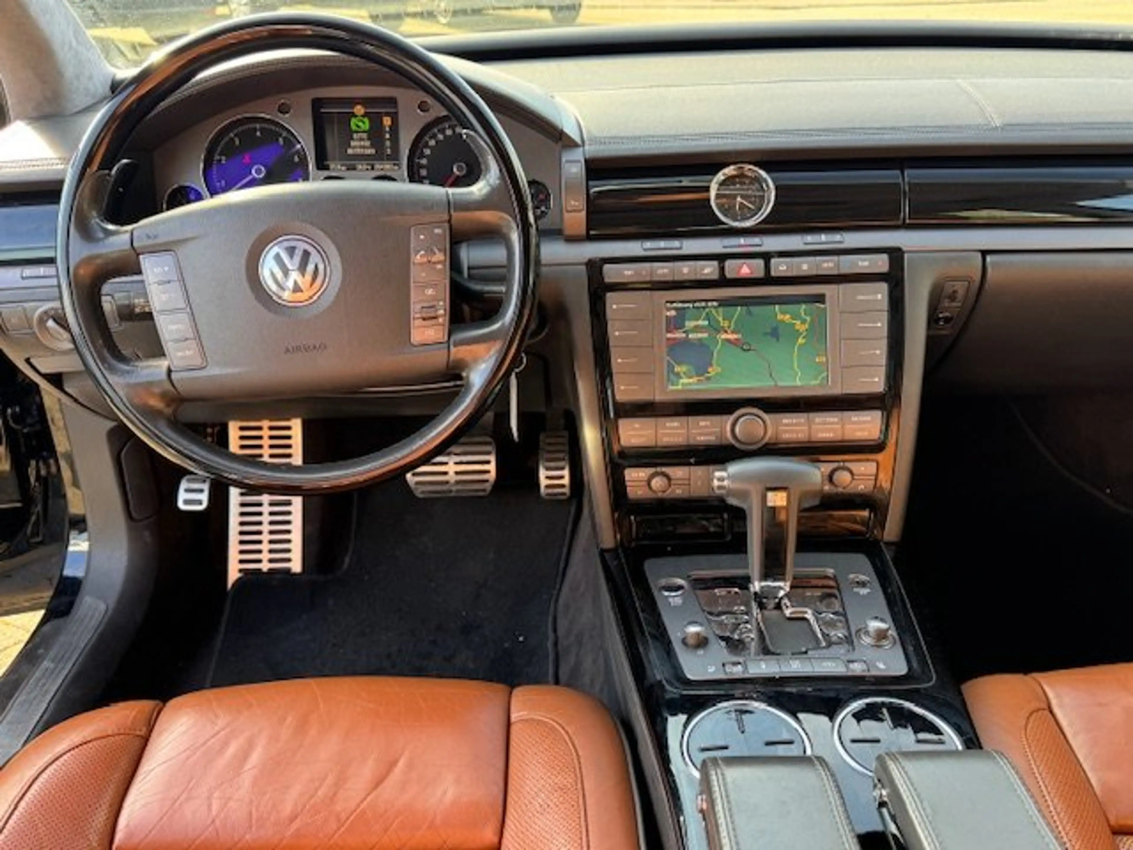 Volkswagen Phaeton Phaeton 6.0 W12 4MOTION Automatik (4 Sitzer) — photo 8