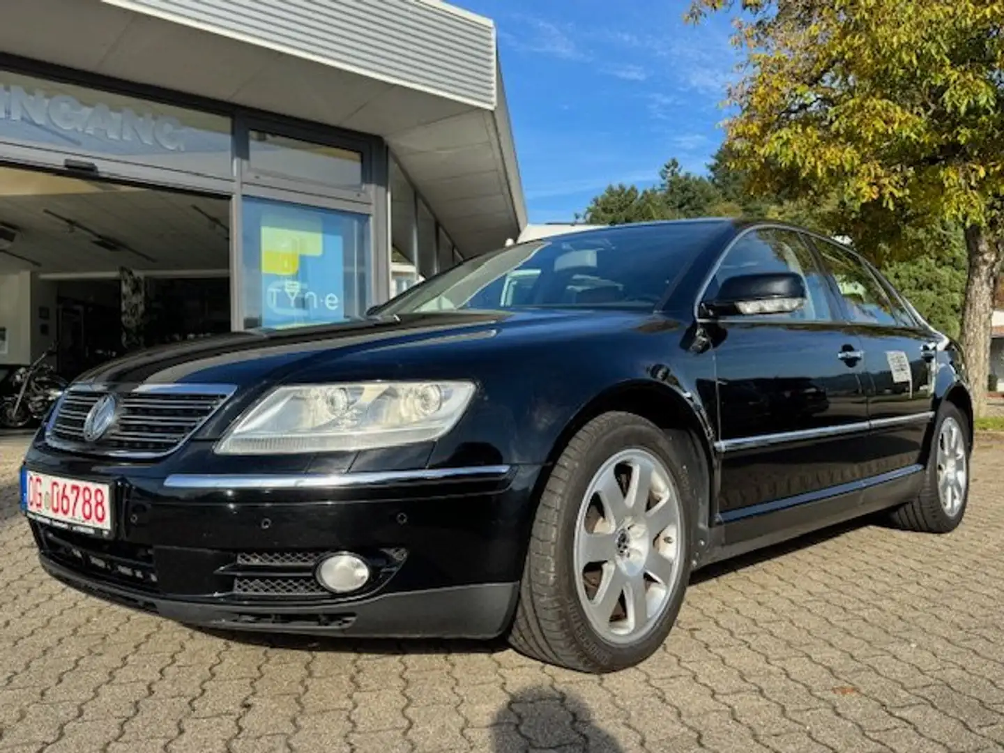 Volkswagen Phaeton 6.0 W12 4MOTION Automatik (4 Sitzer) Schwarz - 1