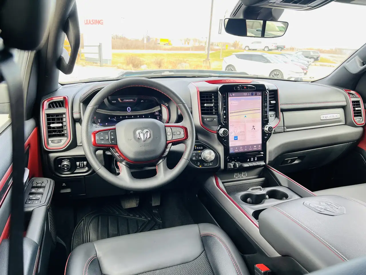 RAM 1500 снимка RAM 1500