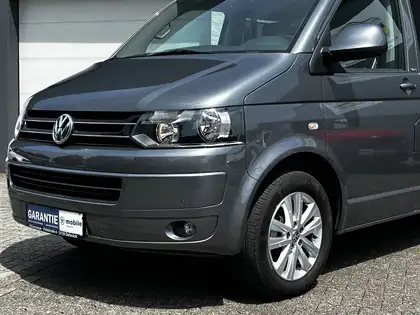 Annonce voiture d'occasion Volkswagen T5 Multivan - CARADIZE